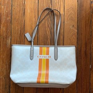 Coach tote bag. White with orange stripe.